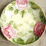 6 plates in slip decoration of roses earthenware of Onnaing