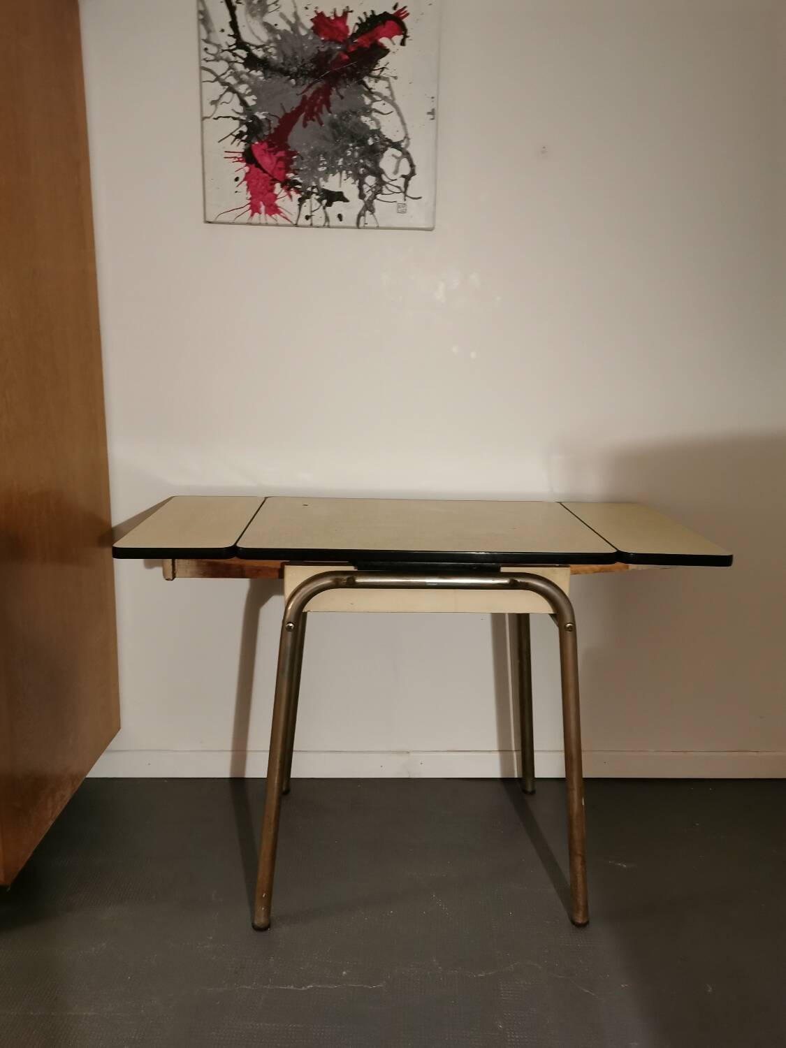 Formica table and stool set