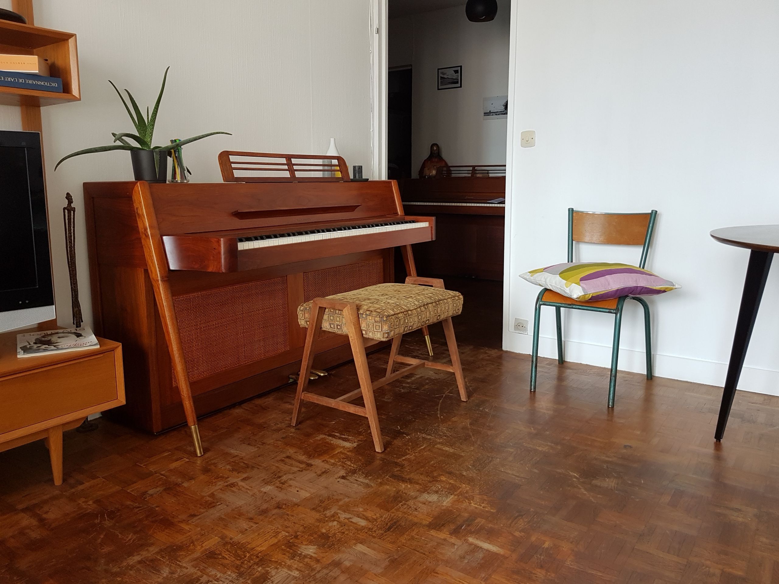 Piano Danois style Acrosonic par Baldwin