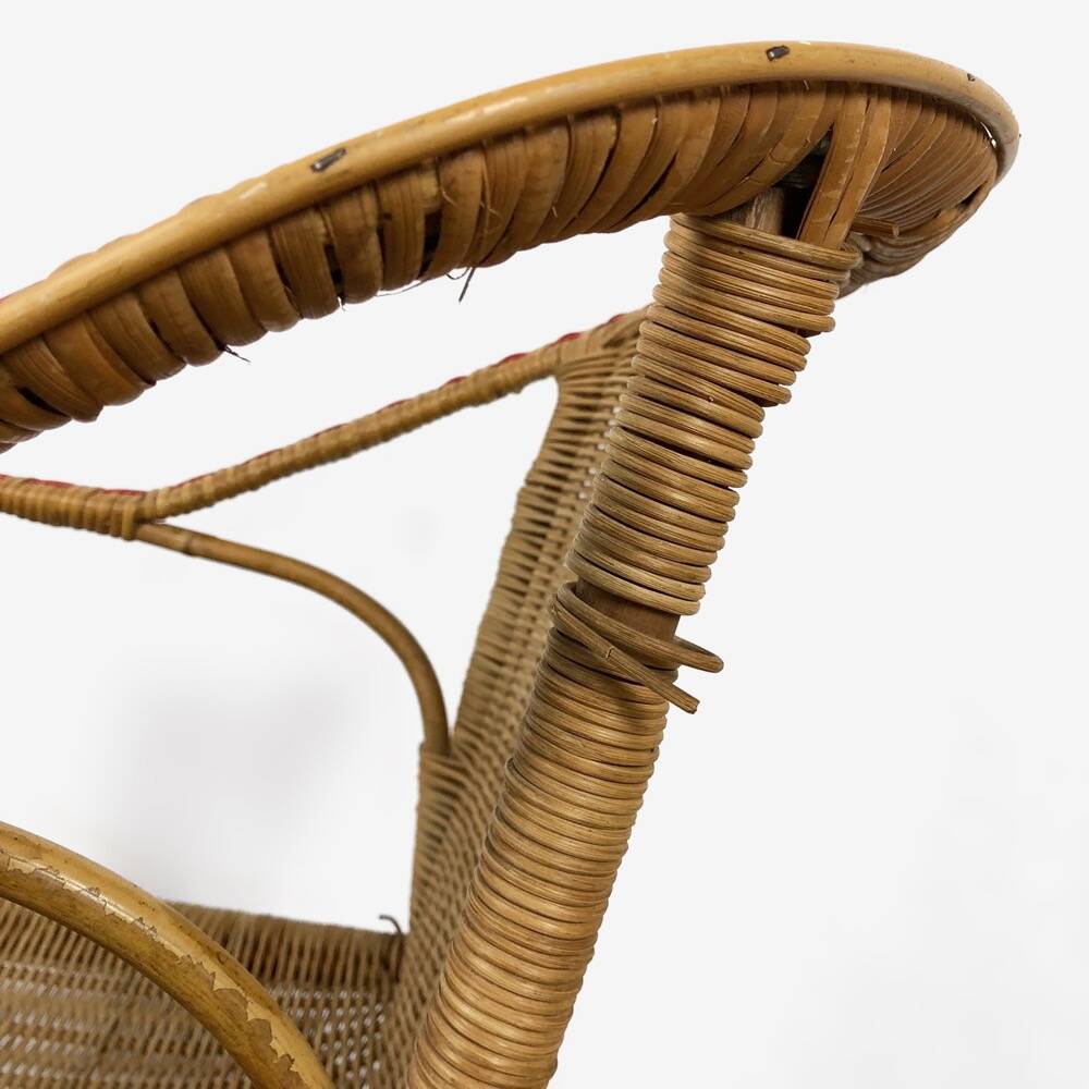 Duo d'anciens fauteuils en osier adulte et enfant