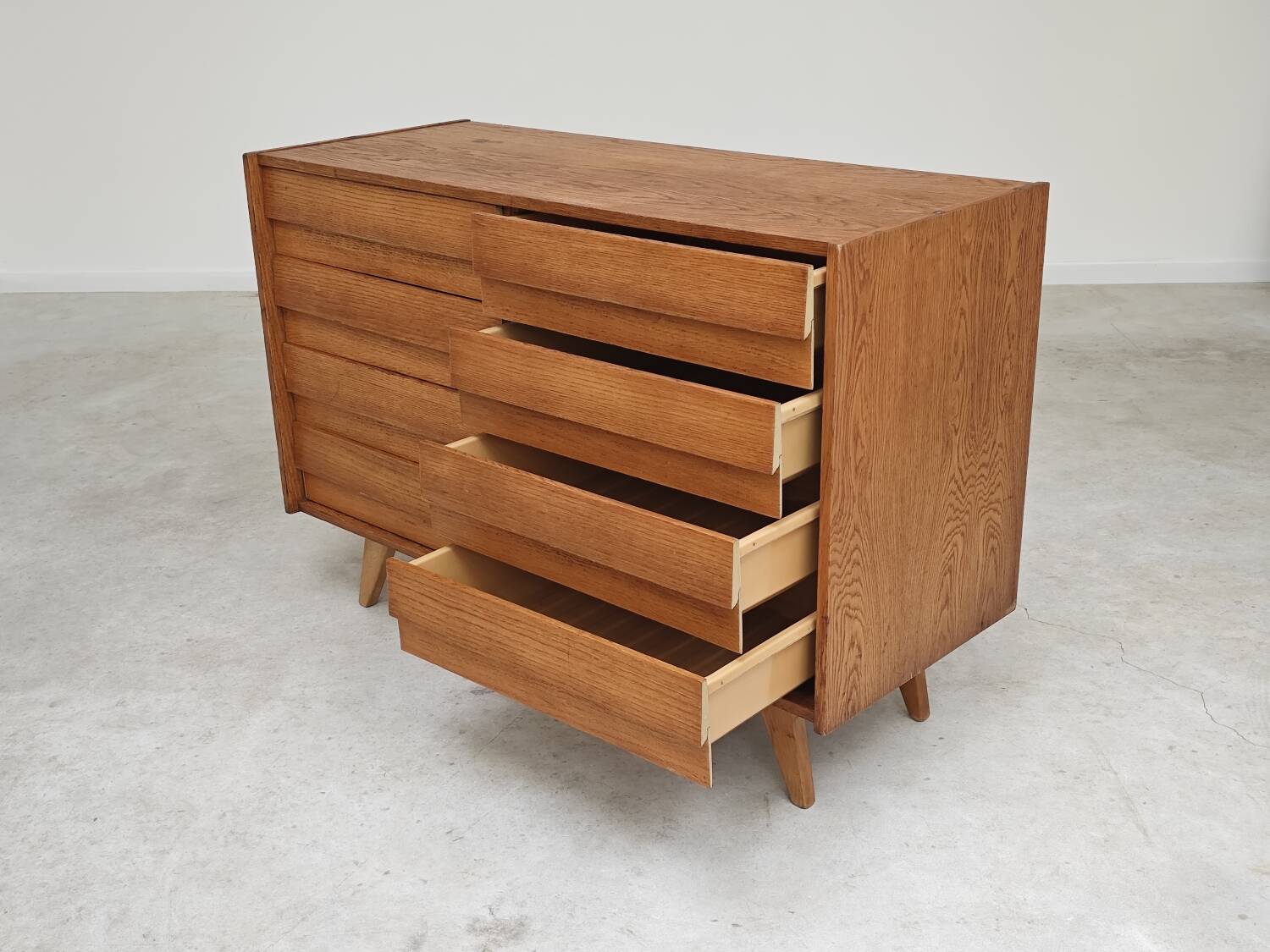U-453 dub chest of drawers by Jiri Jiroutek for Interier Praha 1960