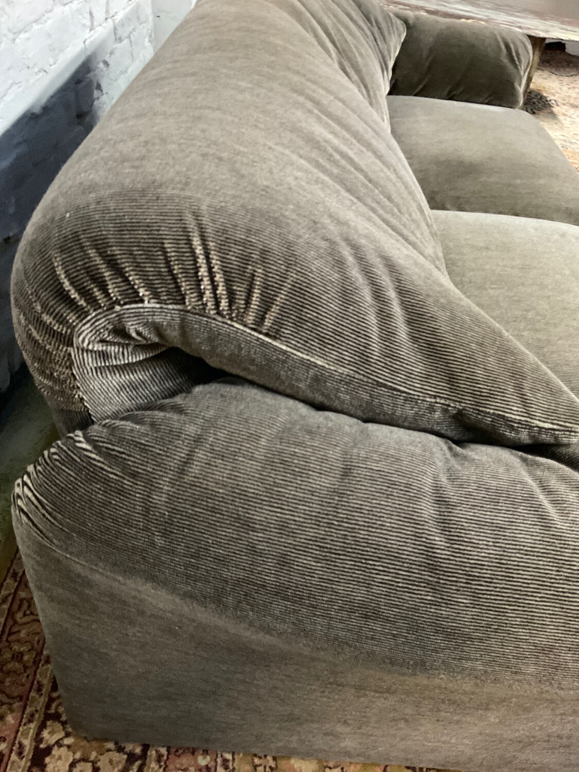 Maralunga sofa by Vico Magistretti