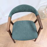Green Scandinavian chair