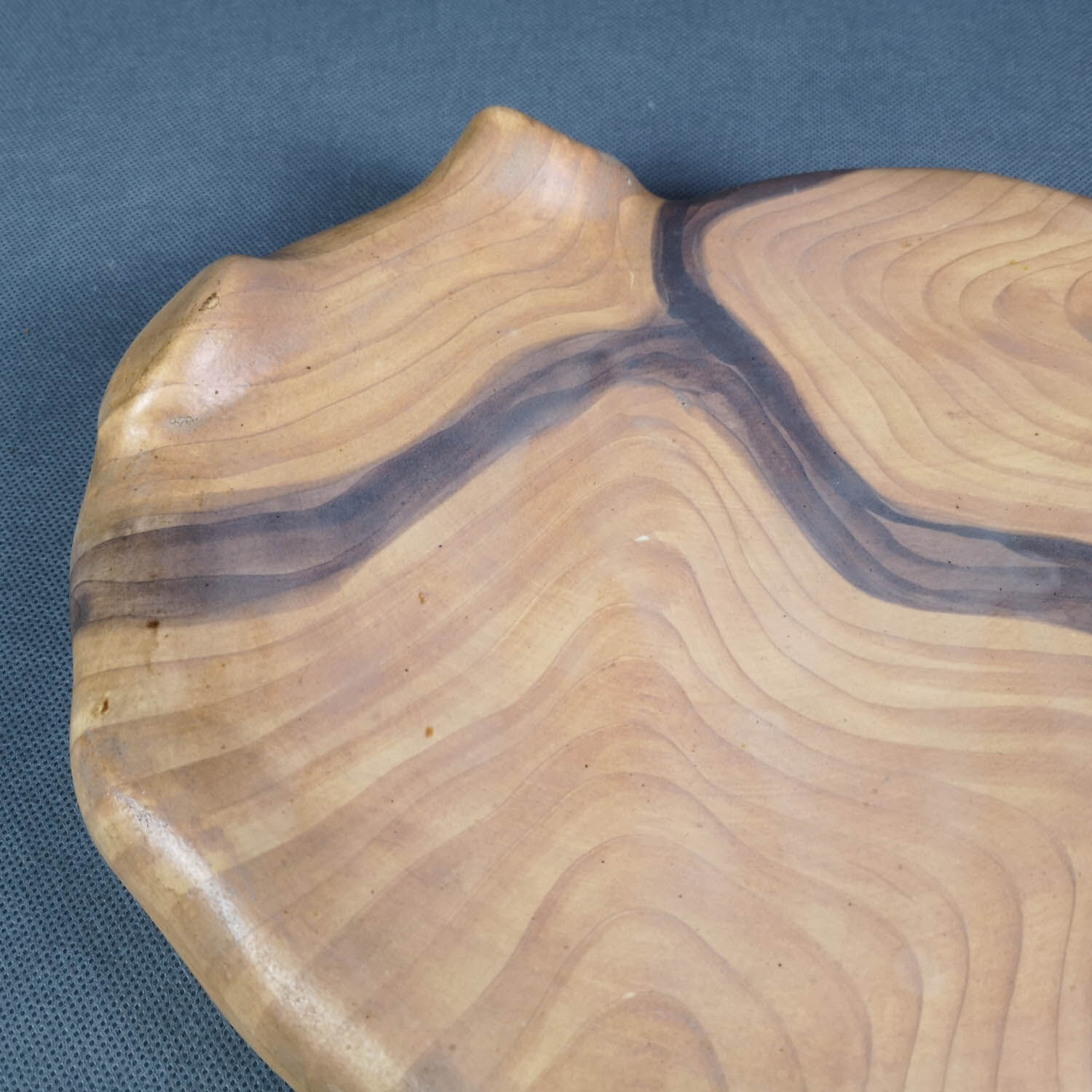 Grandjean Jourdan free-form tray - Faux-bois mat Vallauris