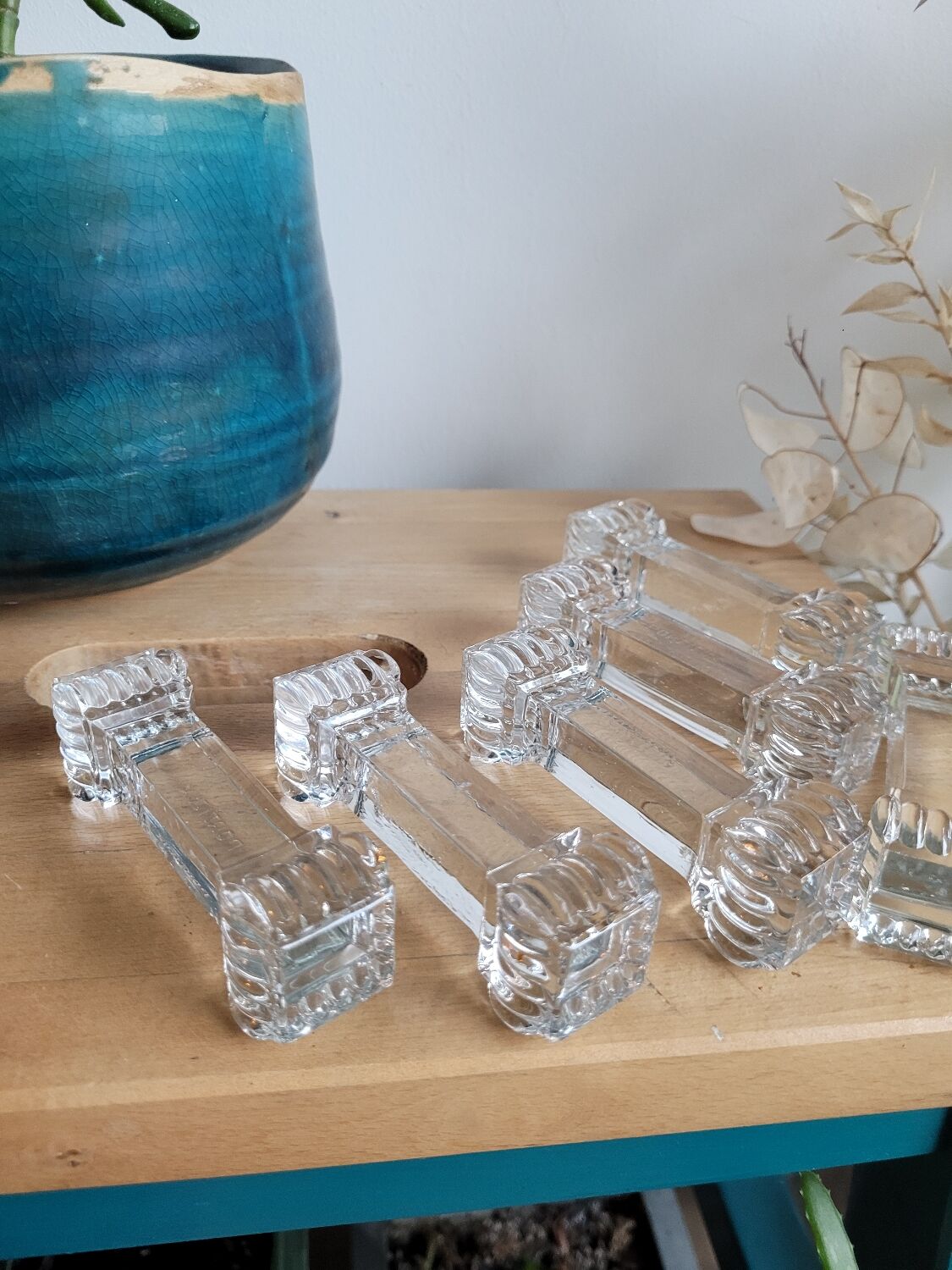 Lot of carrier glass knife holders
