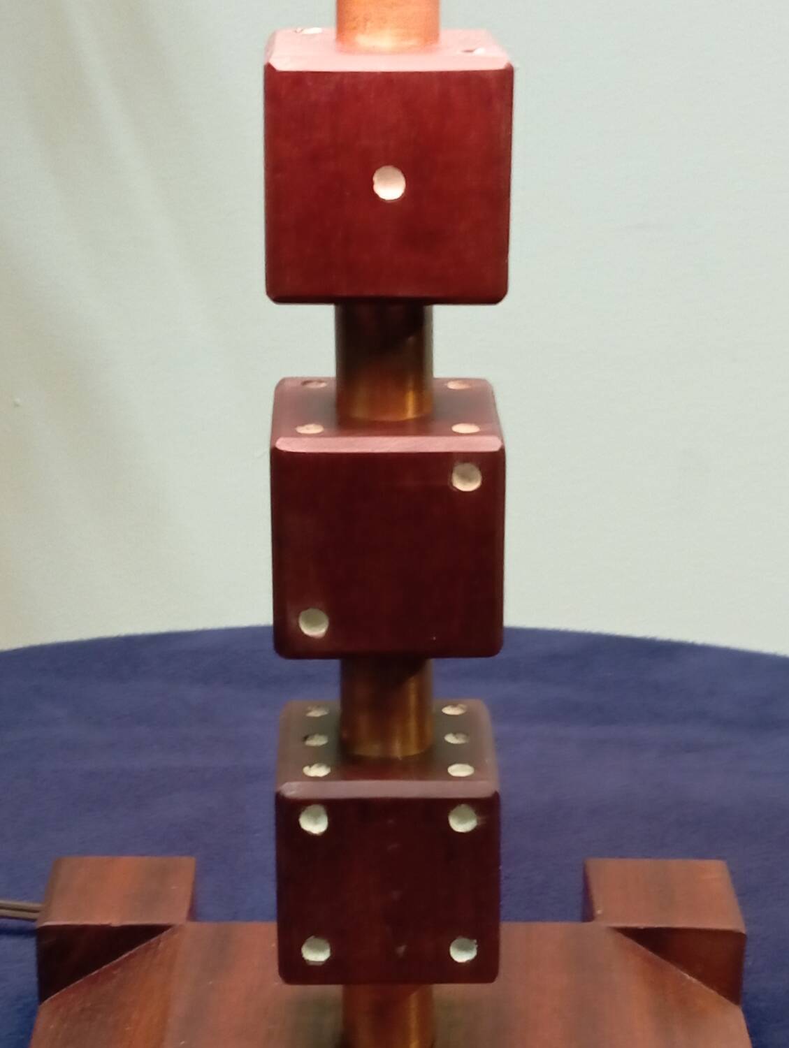 Lampe dès en bois vintage