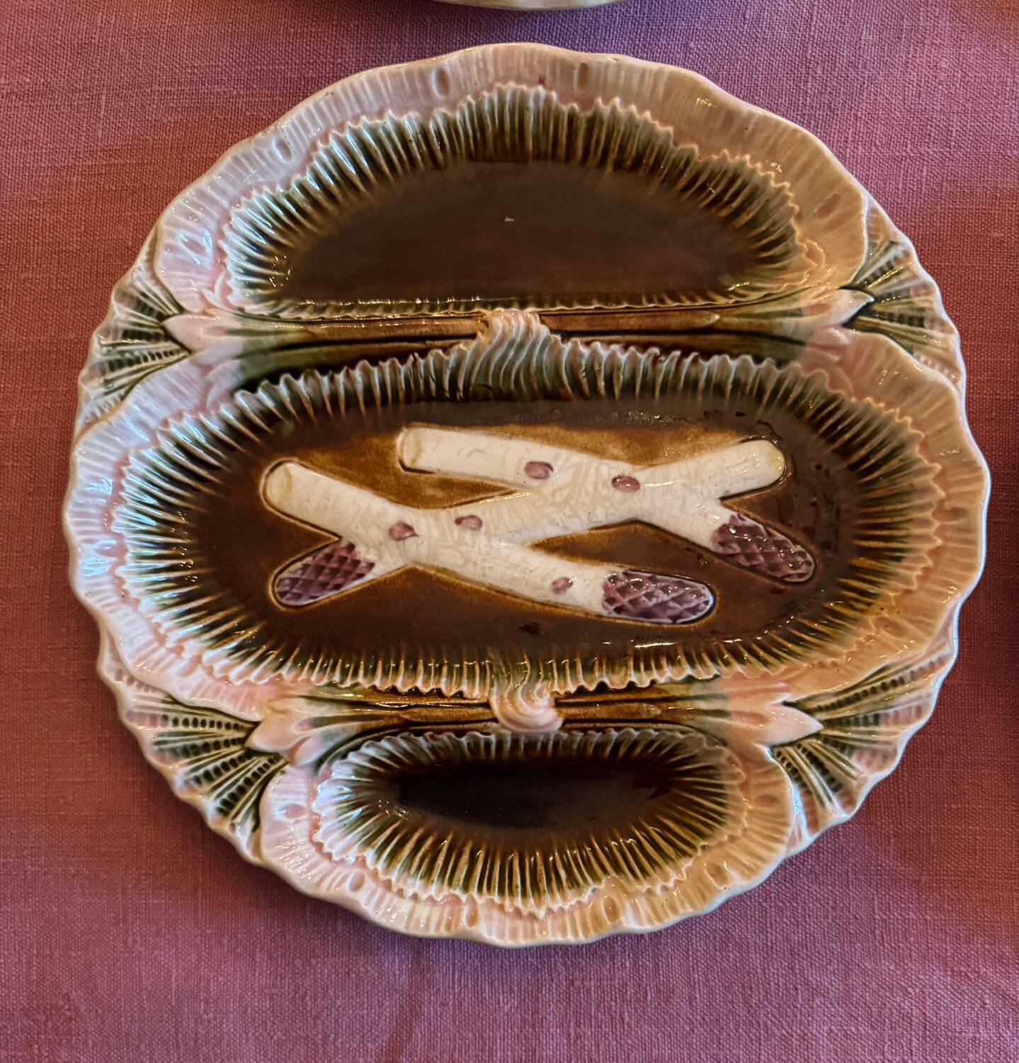 Barbotine plate service from Bavent (Orchies) 19th century (19th century)