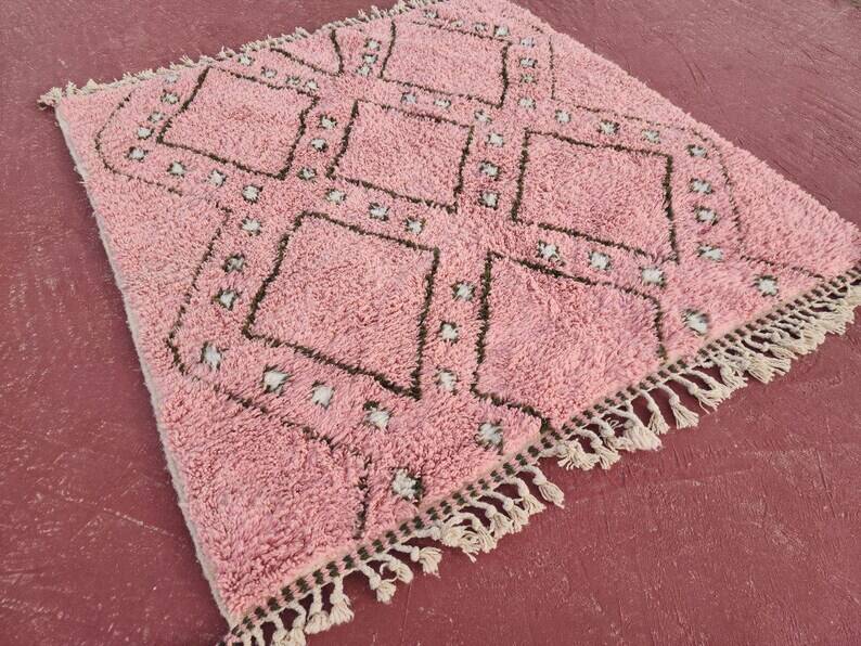 Handmade Berber rug 250cm x 200cm