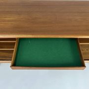 Enfilade en teck danois par Bernhard Pedersen & Søn design vintage des années 60