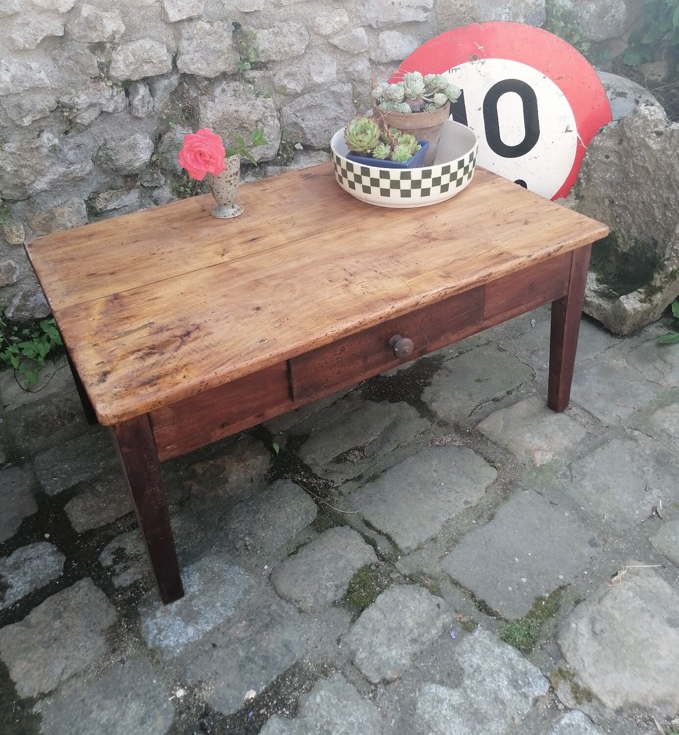 Farmhouse table