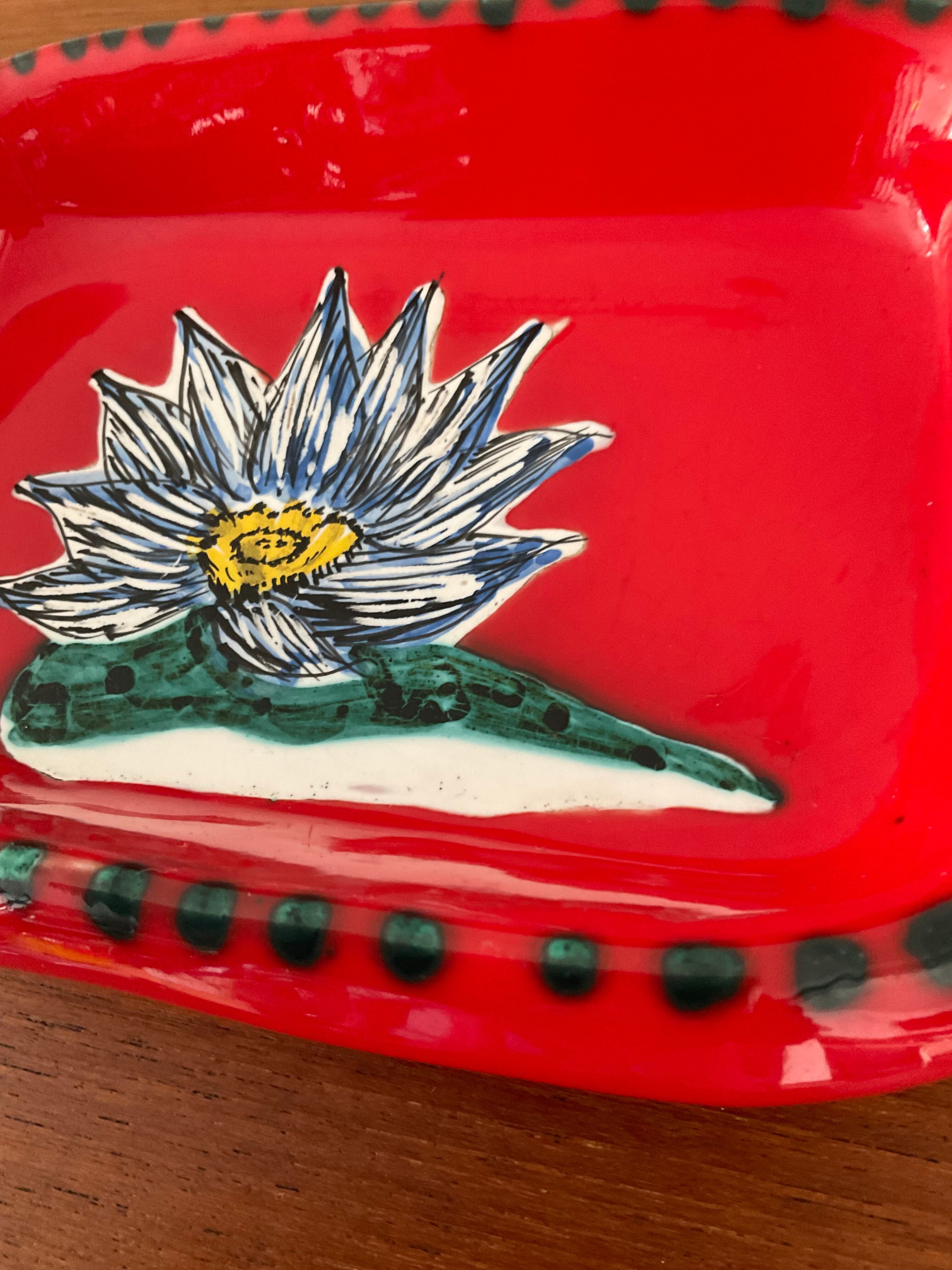 Empty vintage ceramic pocket De Vallauris