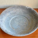 Zinc saucer