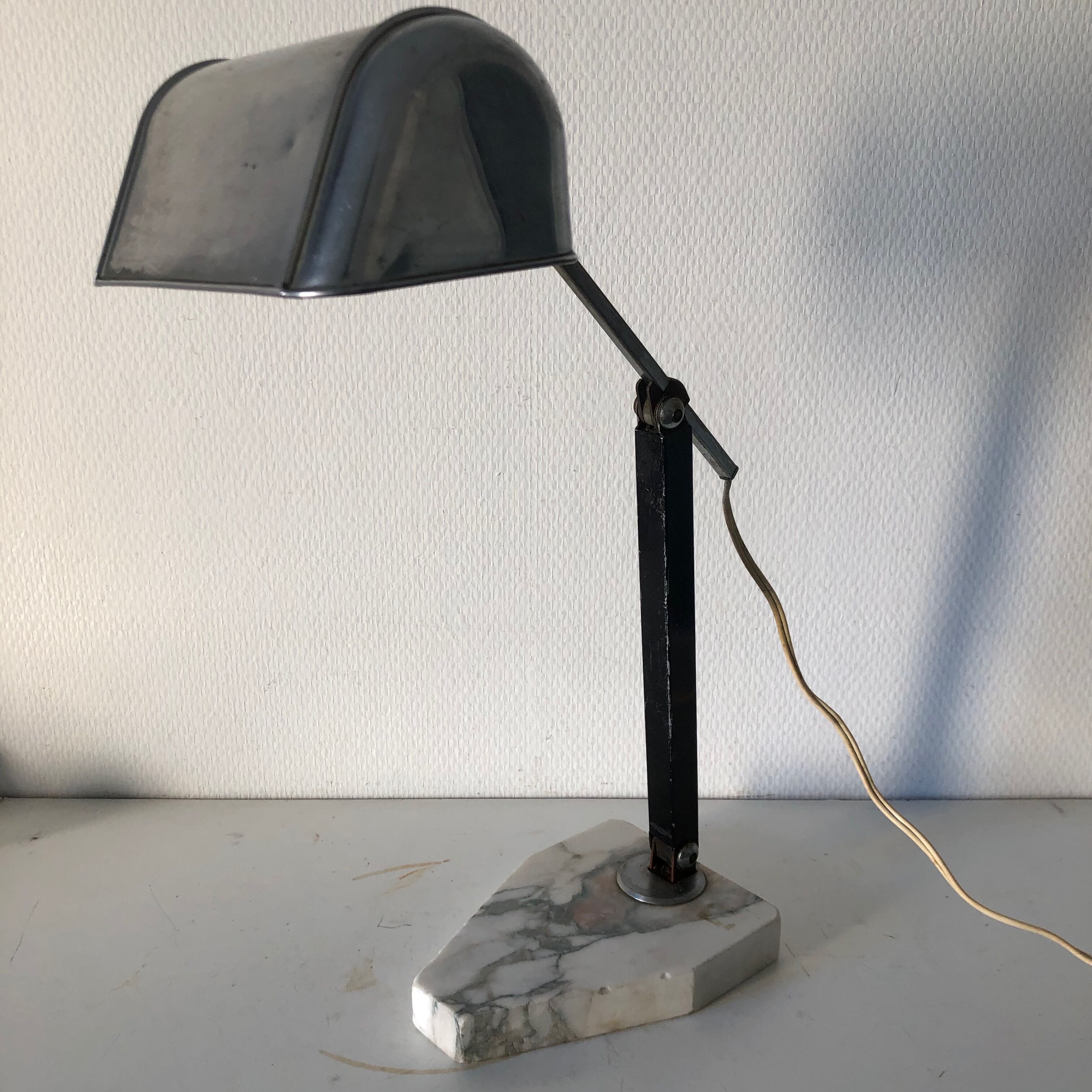 Lampe 'Artisanat Français' en marbre vintage, 1930