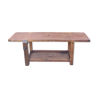 Woodworking bench