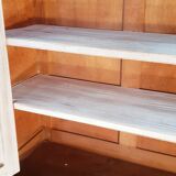 Showcase furniture to hang