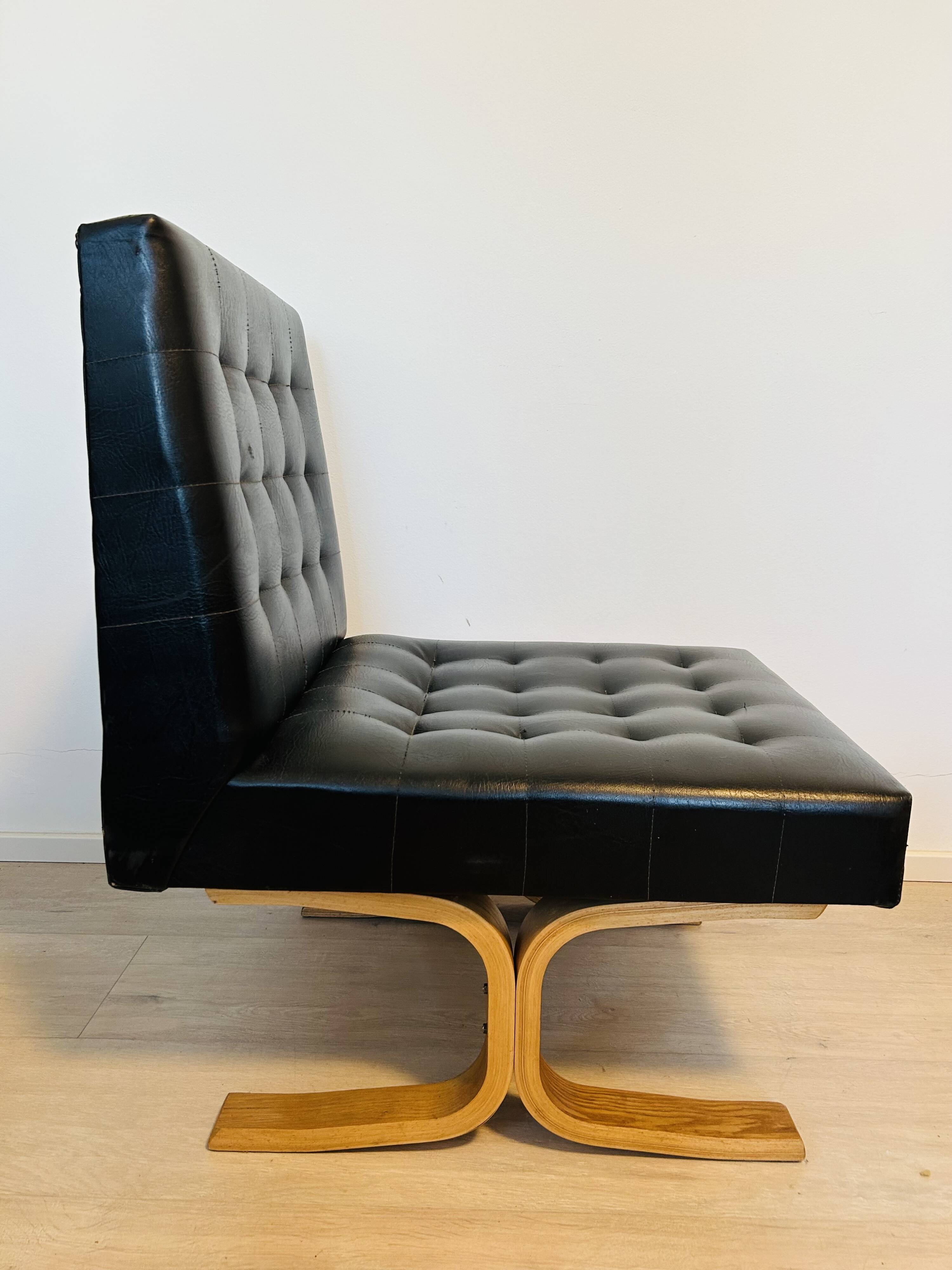 Lounge Armchair “Bratislava” by Ludvík Volak, Czechoslovakia 1970’s