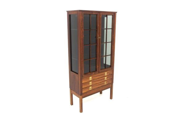 Vitrine en palissandre''Victoria'', Torbjørn Afdal, Mellemstrand Trevareindus