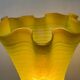 Lampe vintage en pâte de verre col mouchoir