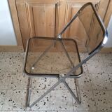 Folded chair by Giancardo Piretti for Castelli