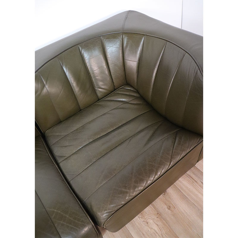 Modular vintage leather sofa by Tito Agnoli for Mobilier International 1970