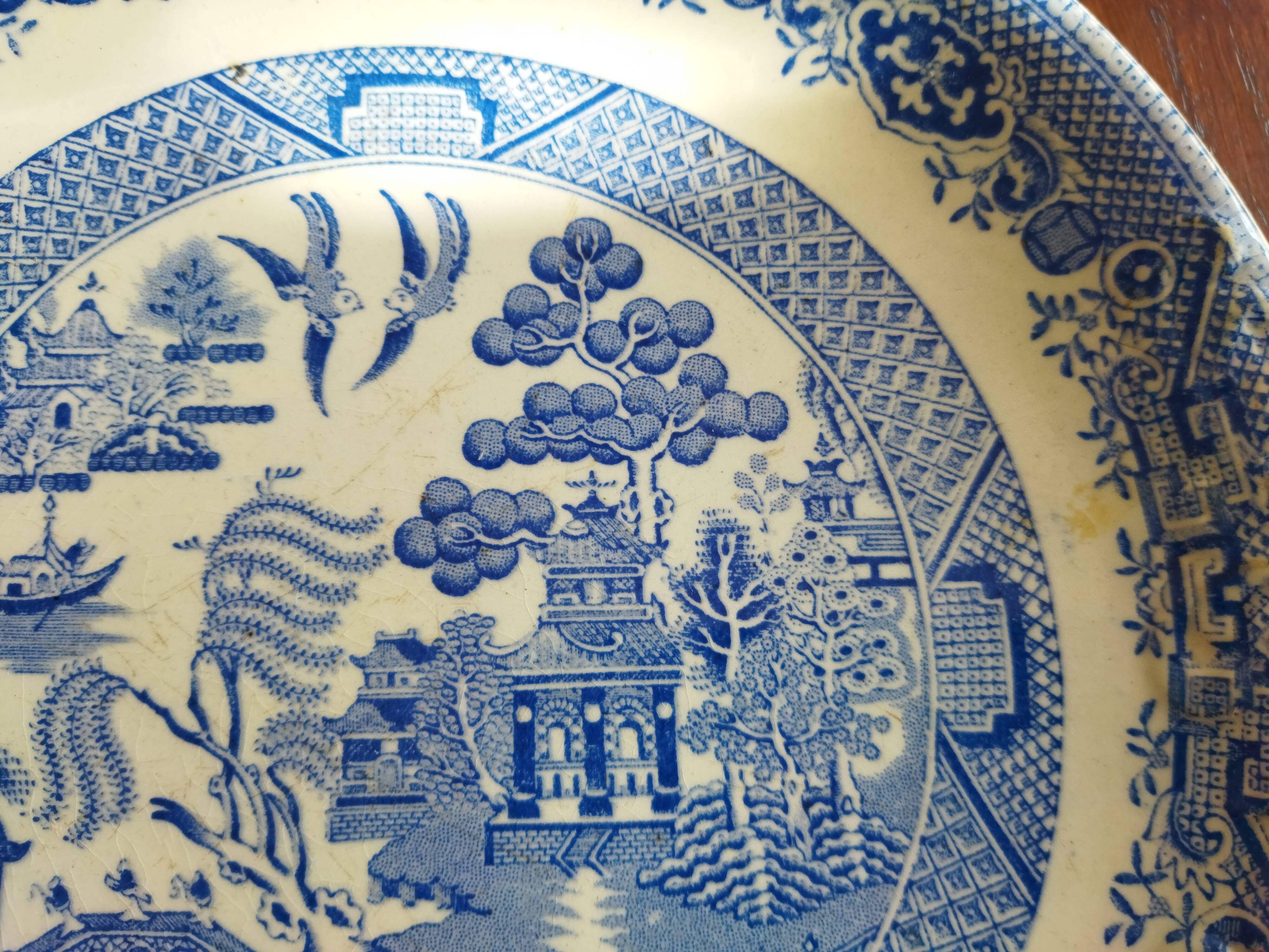 Six blue & white plates Gien, Villeroy & Boch, Sarreguemines, W.Adams (Tunstall) and K&G Luneville
