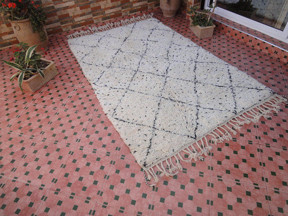 Carpet beni ouarain 242 x 152 cm