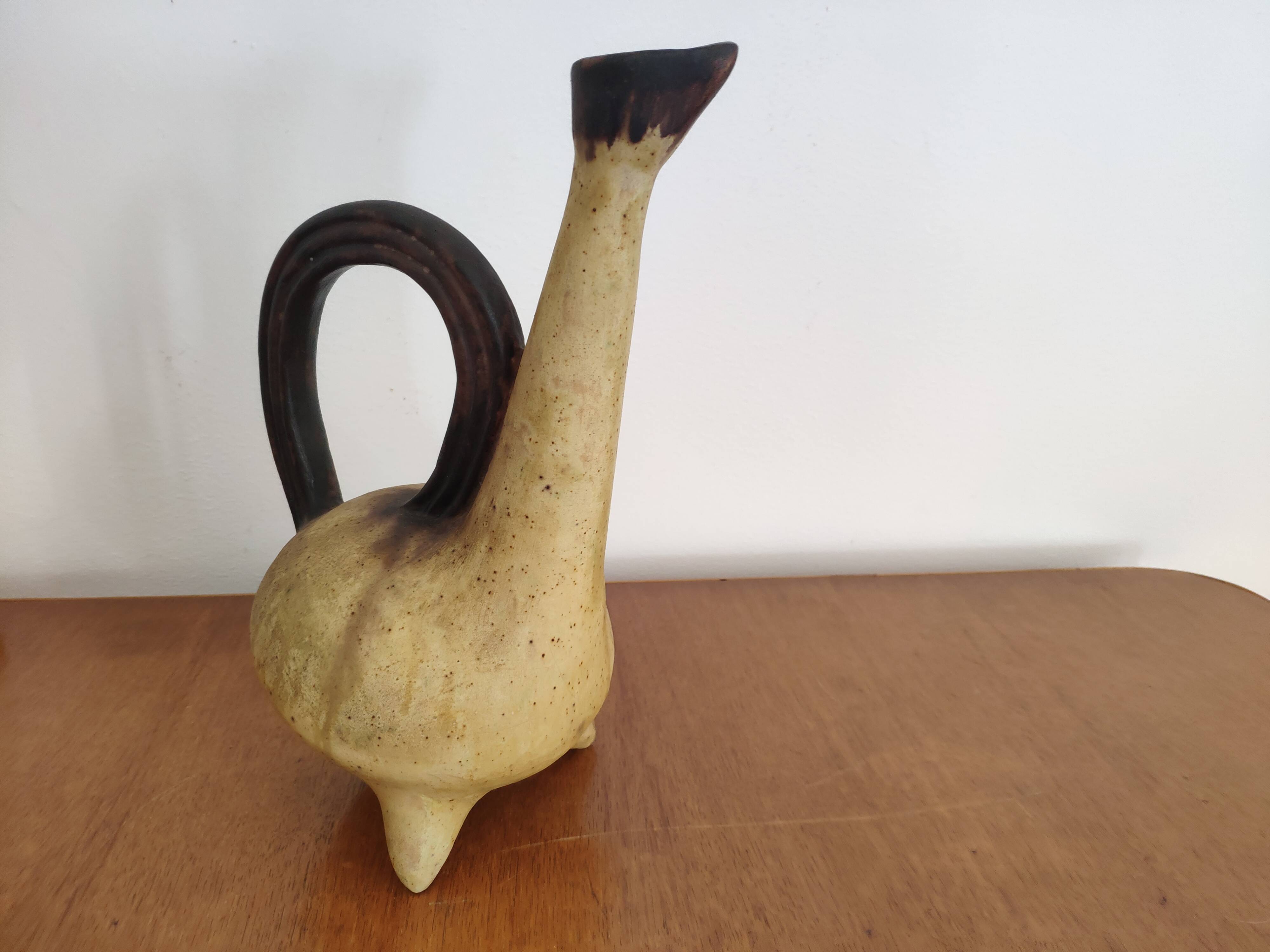 Zoomorphic bird pitcher