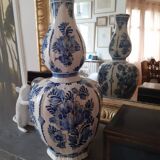 delftware vase