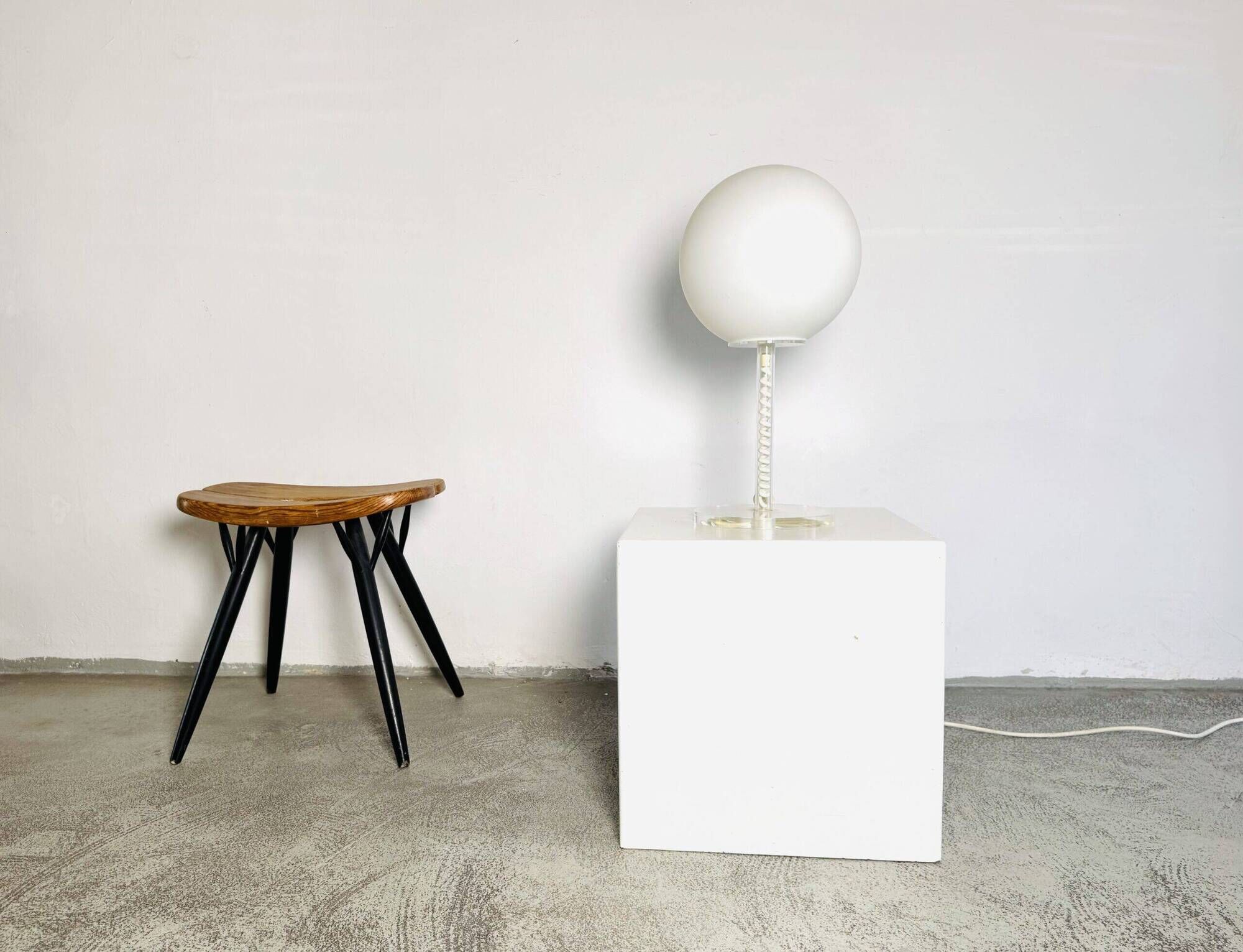 Milky Glass Sphere Table Lamp By Harco Loor For Harco Loor Design, The Netherlands 1980S