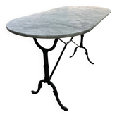 Table de jardin en marbre