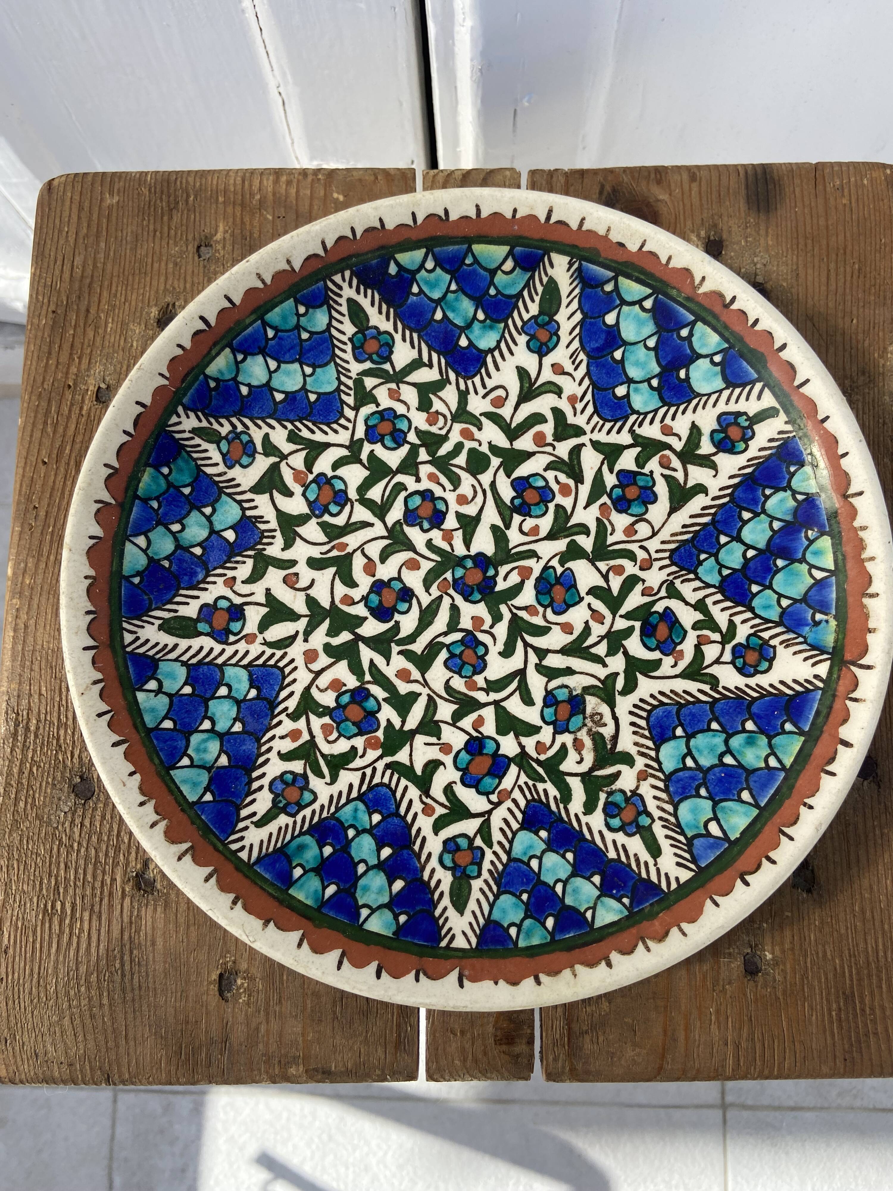 Iznik ceramic wall plate