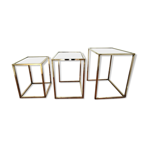 Trois tables basses gigognes