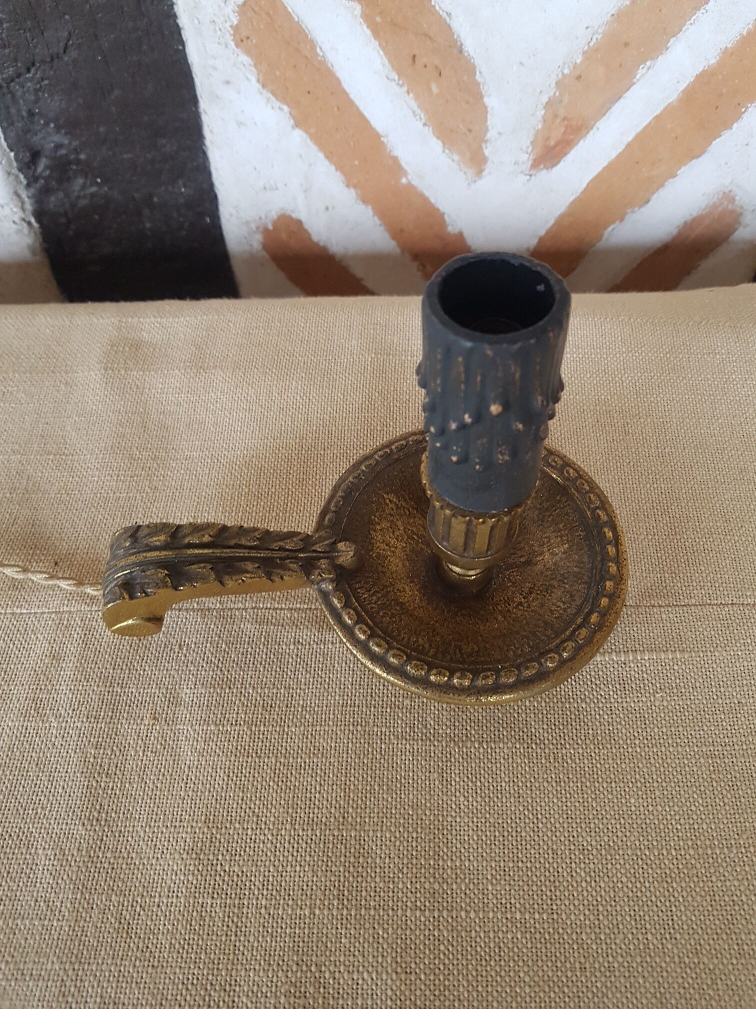 Bronze lamp foot candlestick candlestick cellar rat