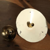 Lampe suspension en laiton et métal Rockabilly rouge.