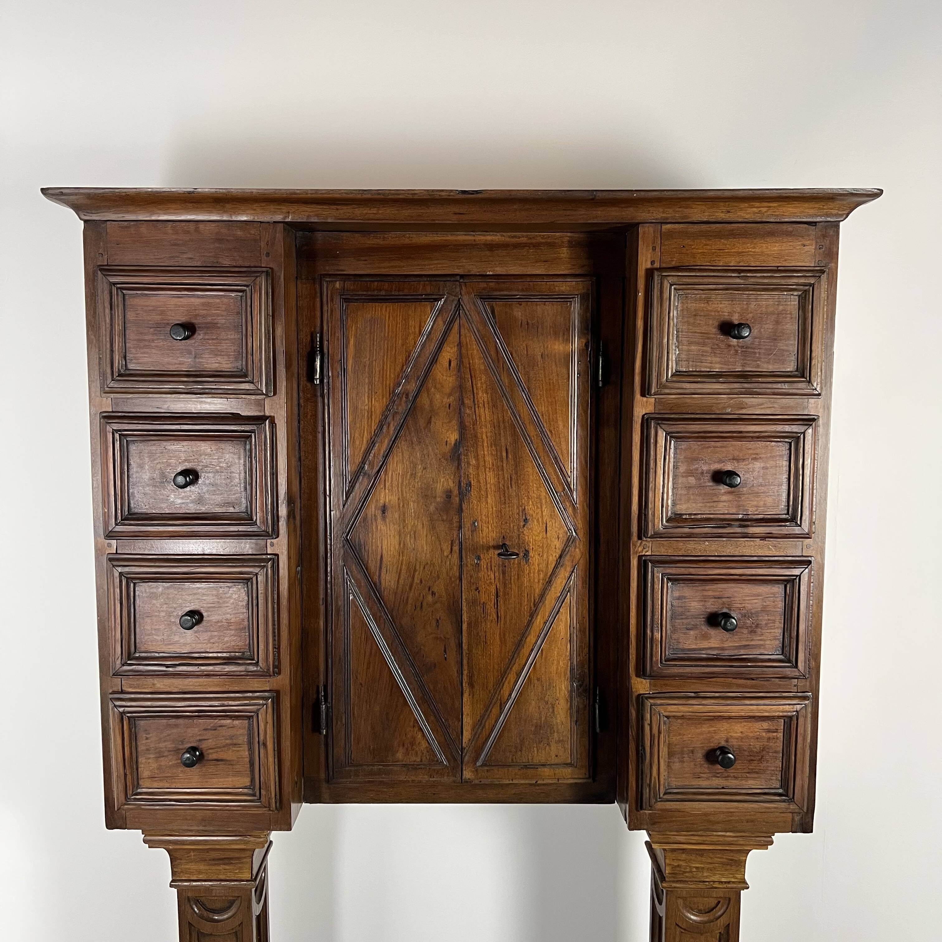 Stipo Monetiere, Piedmont 17th century cabinet with 8 drawers, in walnut, Italy