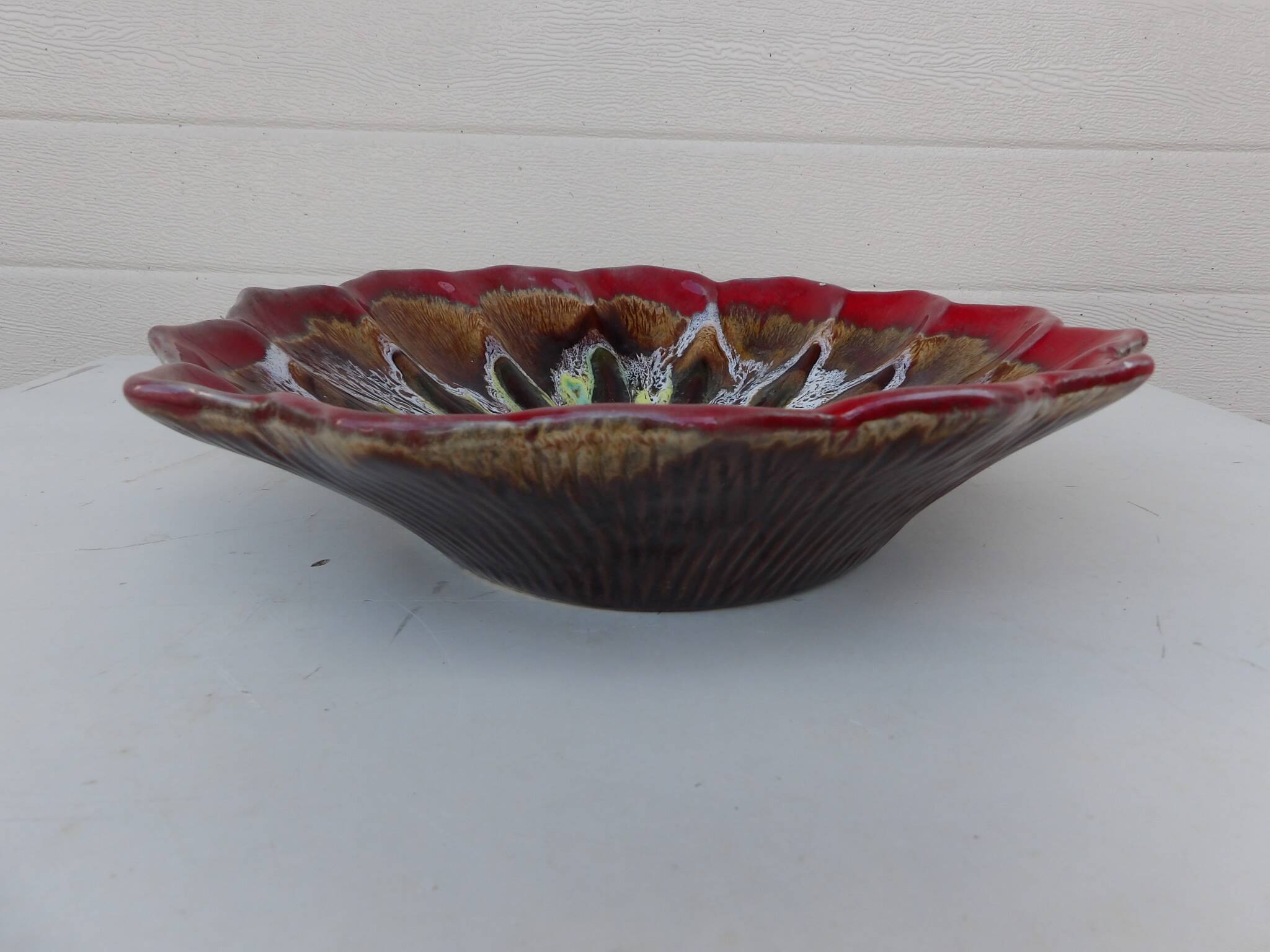 round fruit bowl