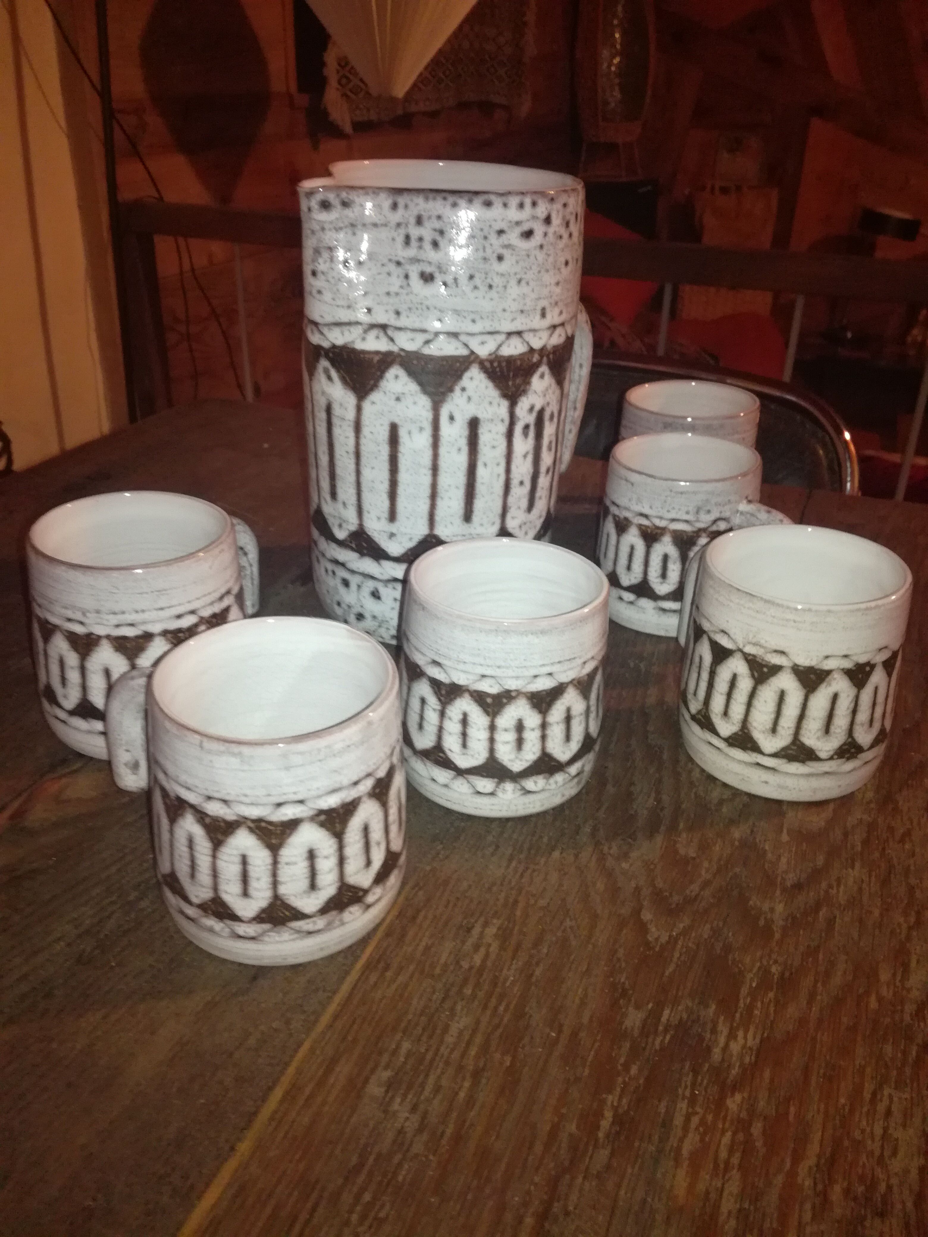 Service in sandstone