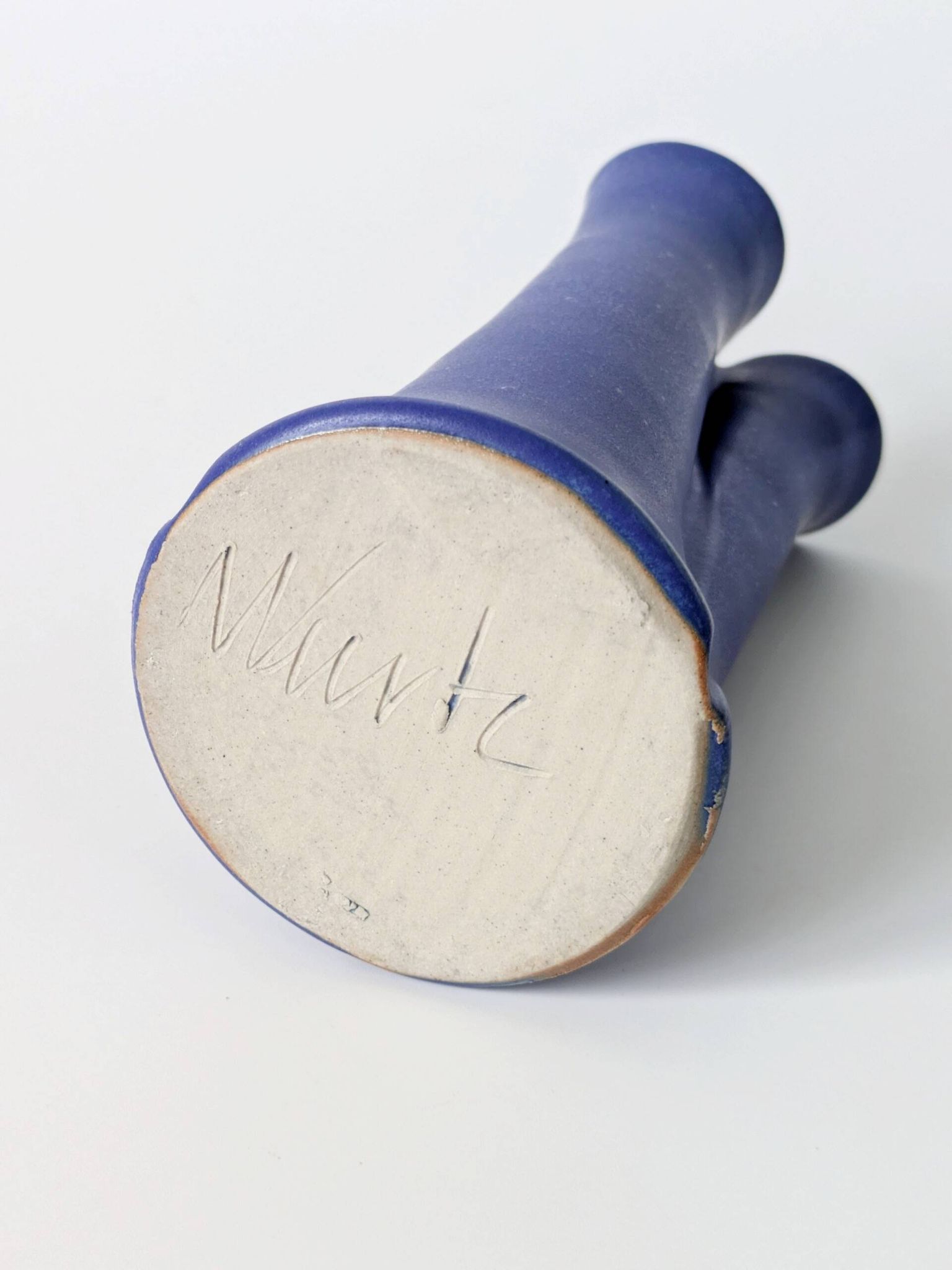 Vase soliflore en céramique bleue, Aage Würtz Danemark, années 60