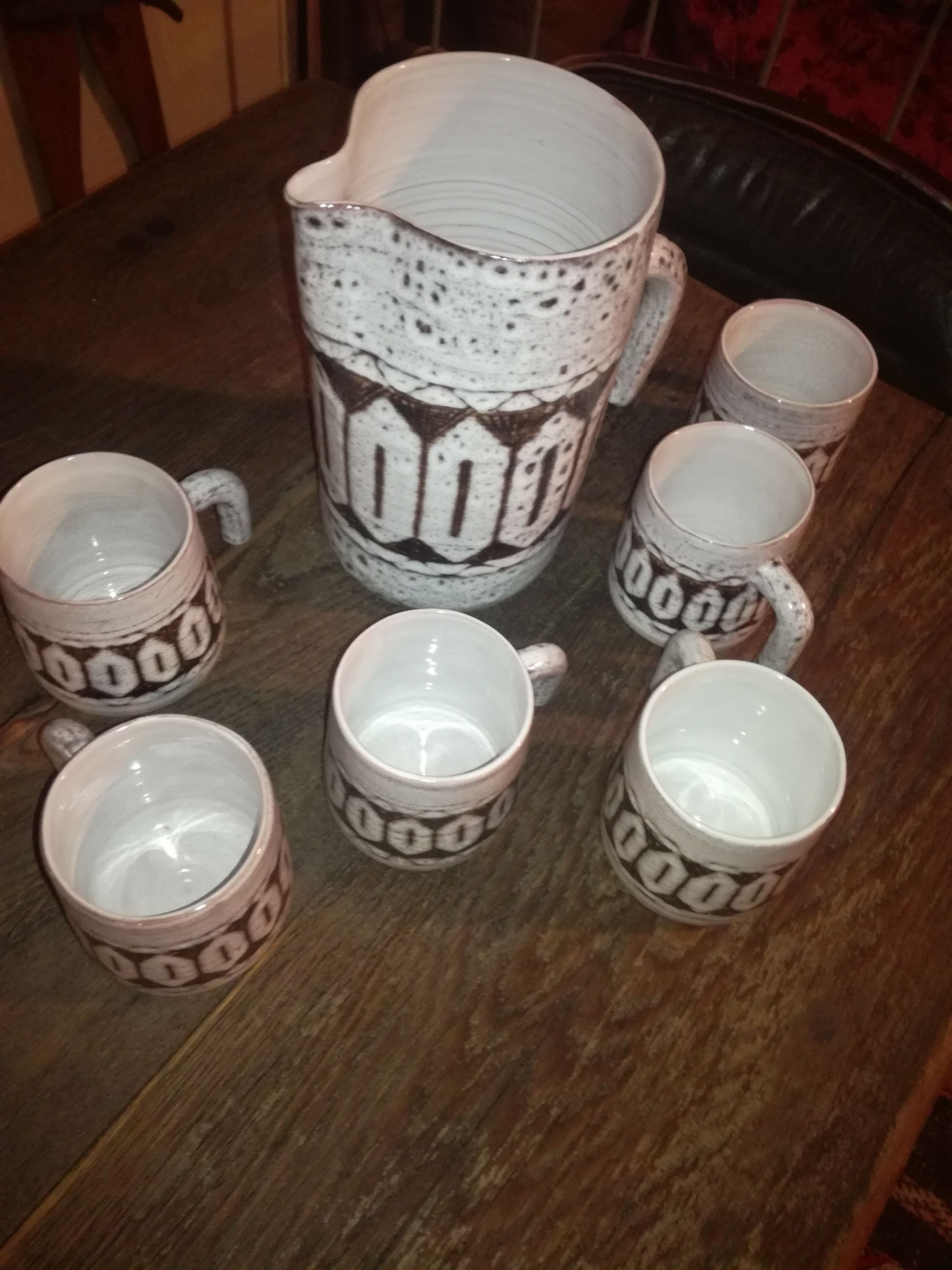 Service in sandstone