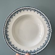 Set of 7 mismatched hollow plates Terre de Fer XIXth