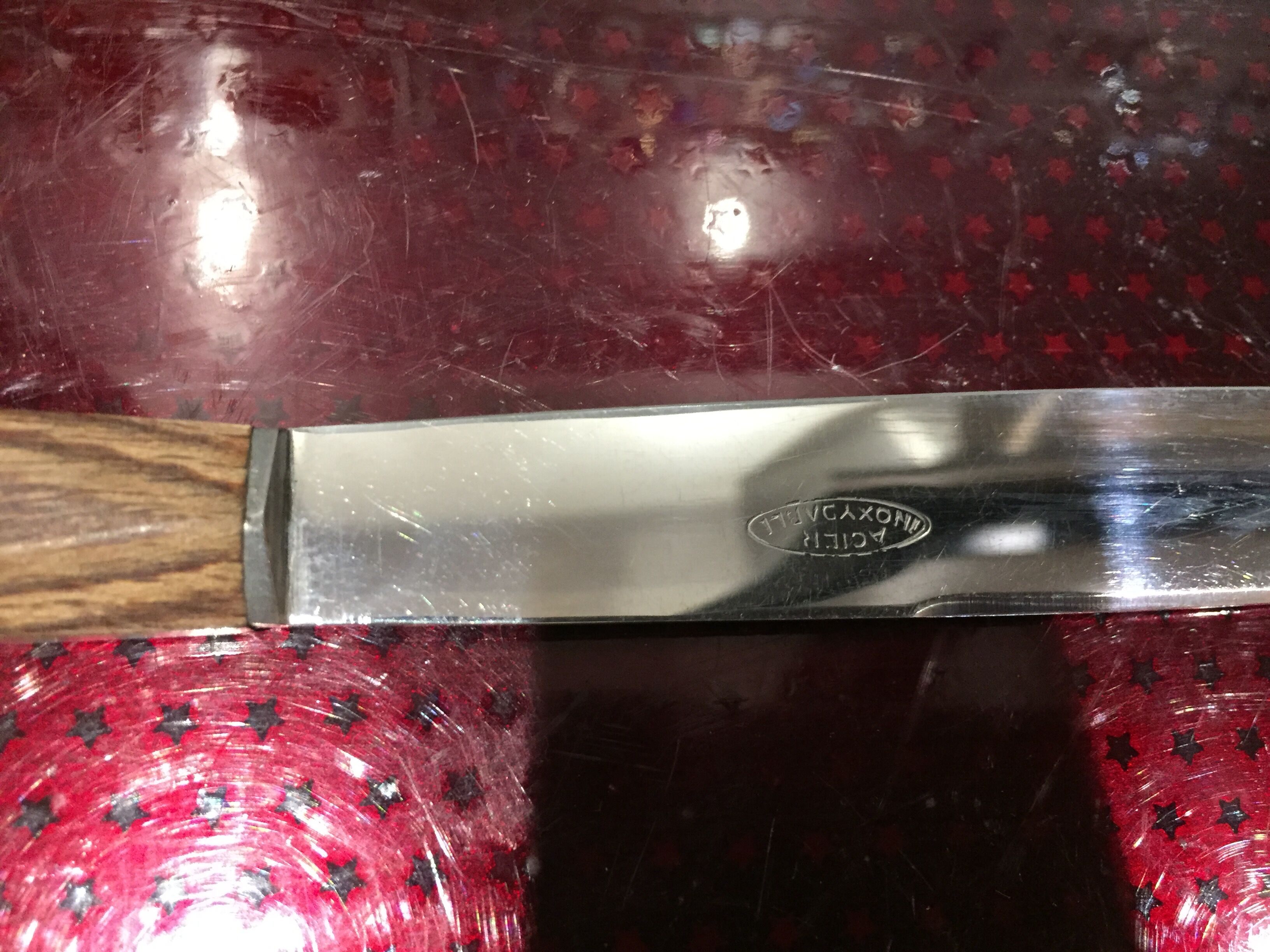 Box of 12 vintage table knives
