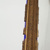 Miroir ancien doré à la feuille et bleu roi vif
