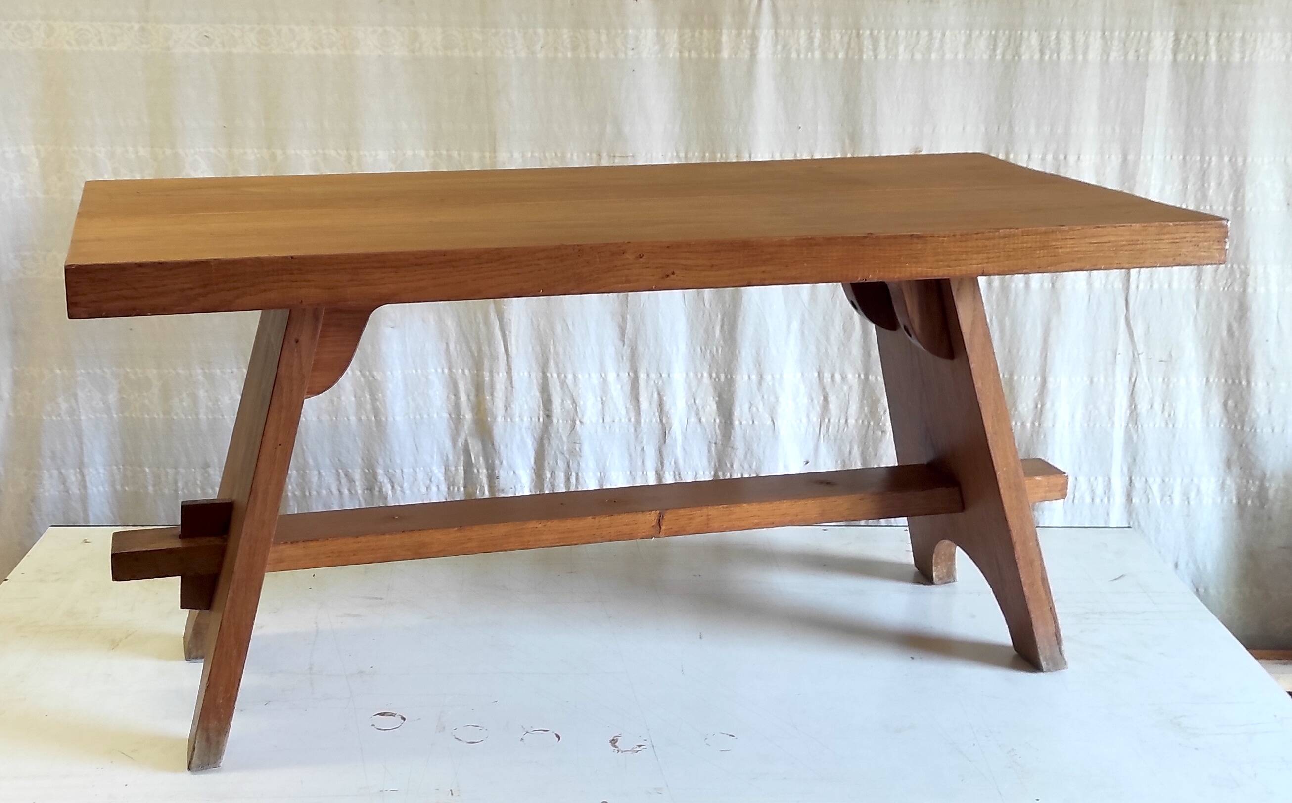 Solid oak coffee table - 1950s
