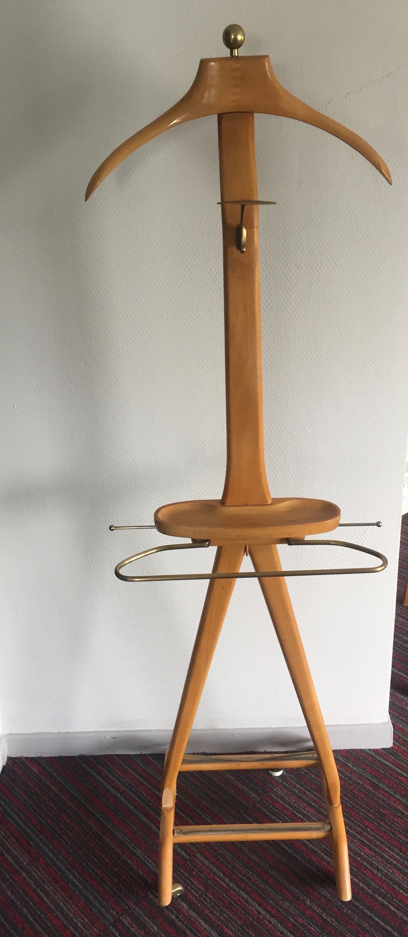 Valet in beech by Ico Parisi for Fratelli Reguitti vintage Italian 1950