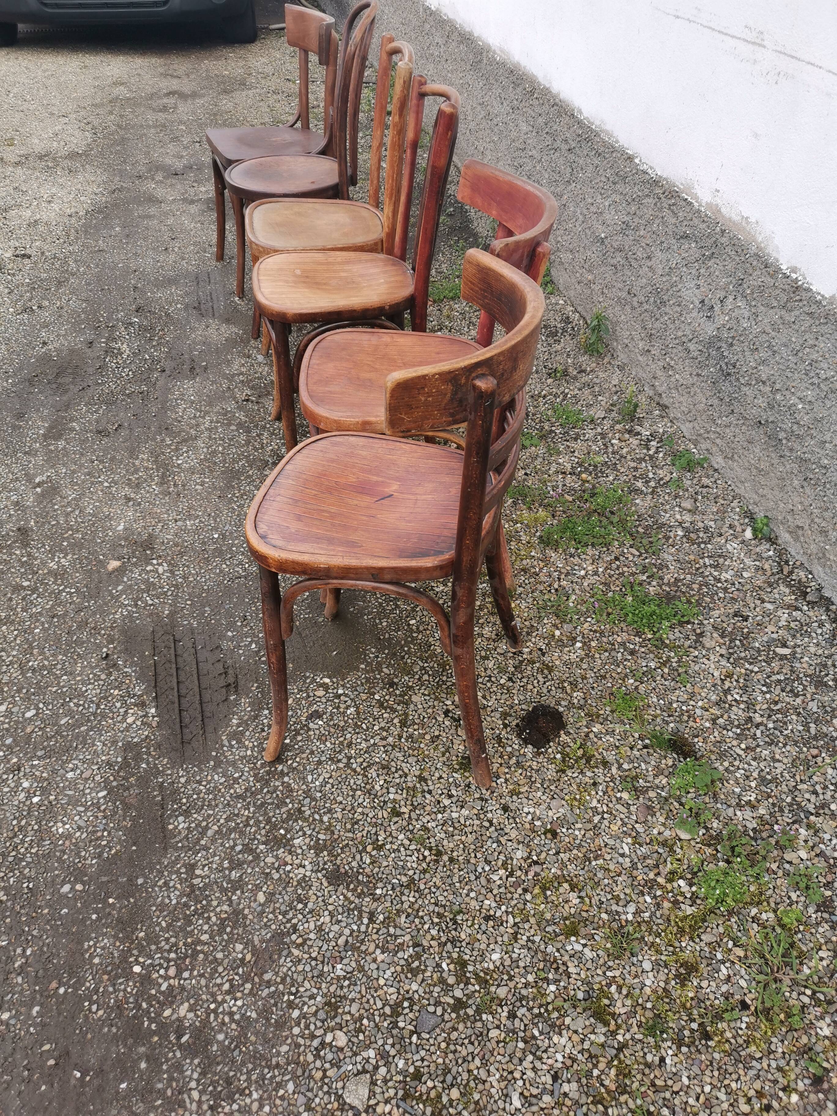 Chaises de bistrot