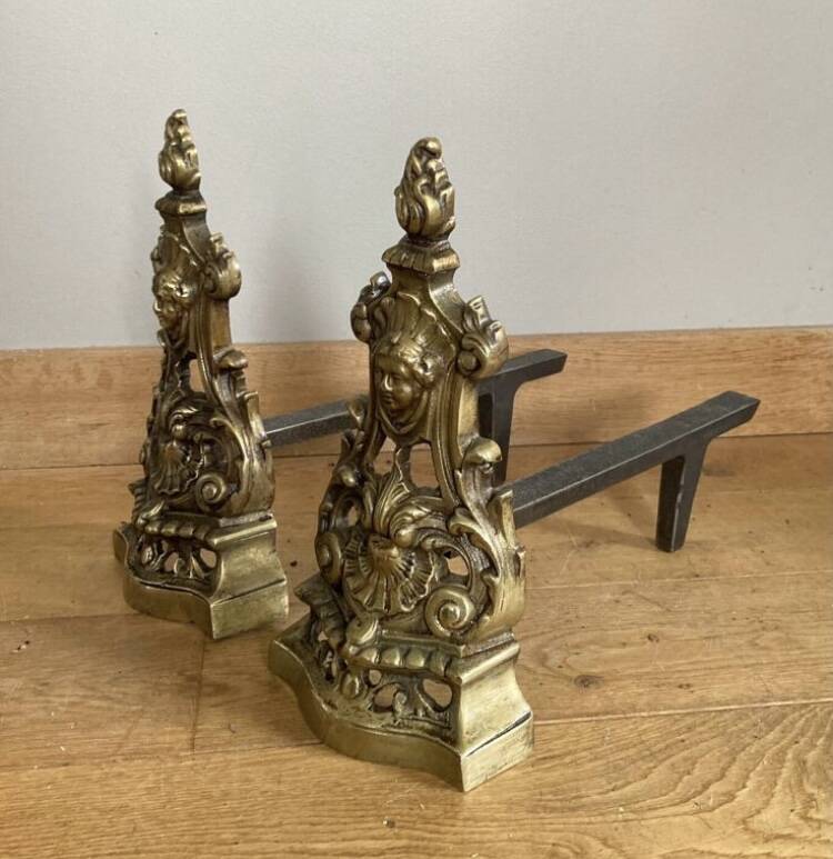Pair of Louis XV andirons in solid bronze, early 20th century