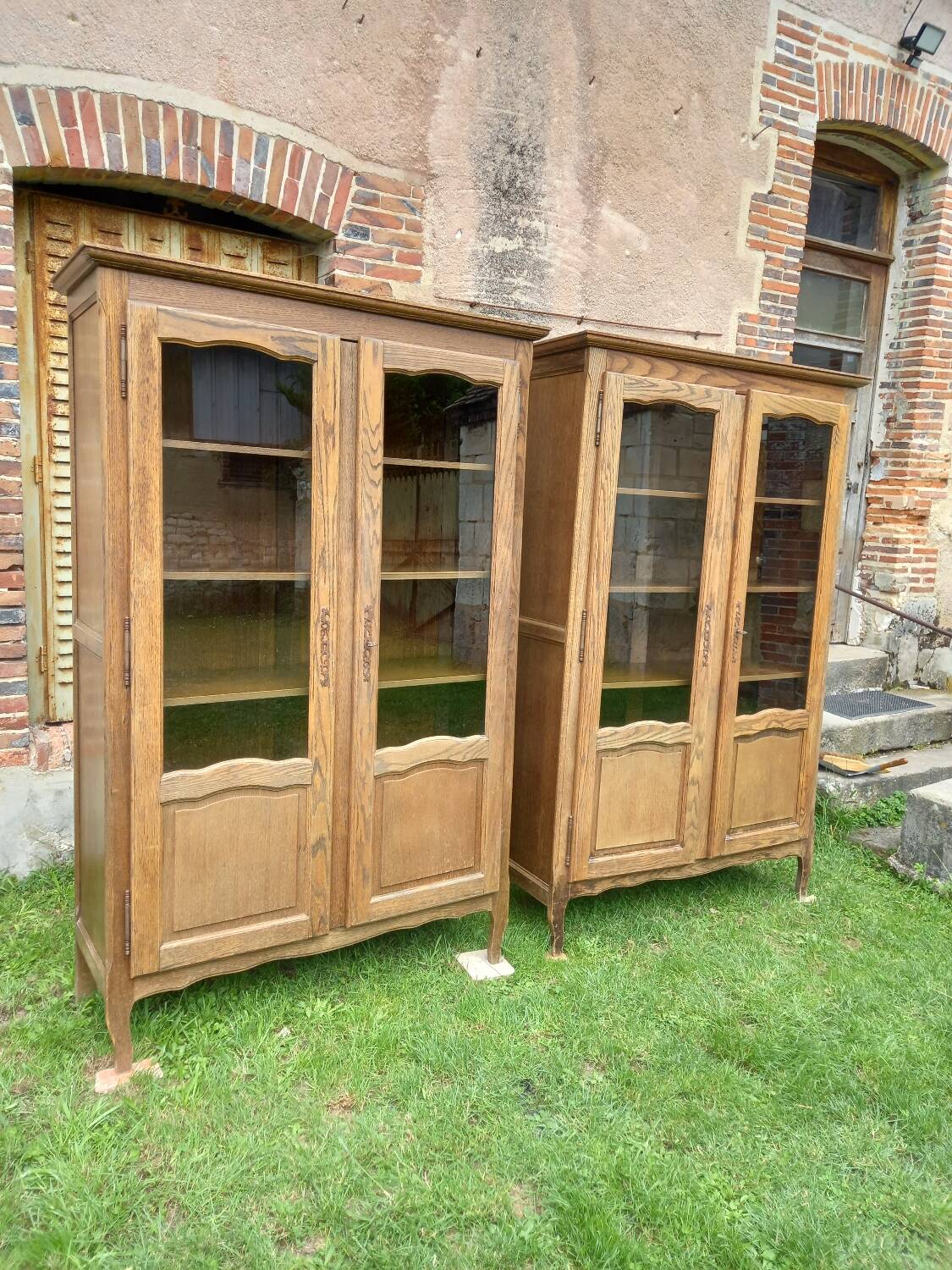 2 vitrines ancienne en bois