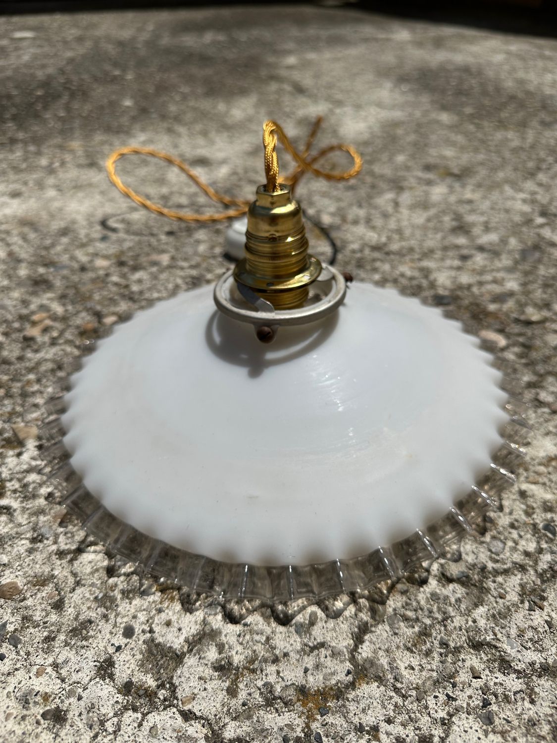 Vintage opaline suspension white and transparent claw brass electricity new