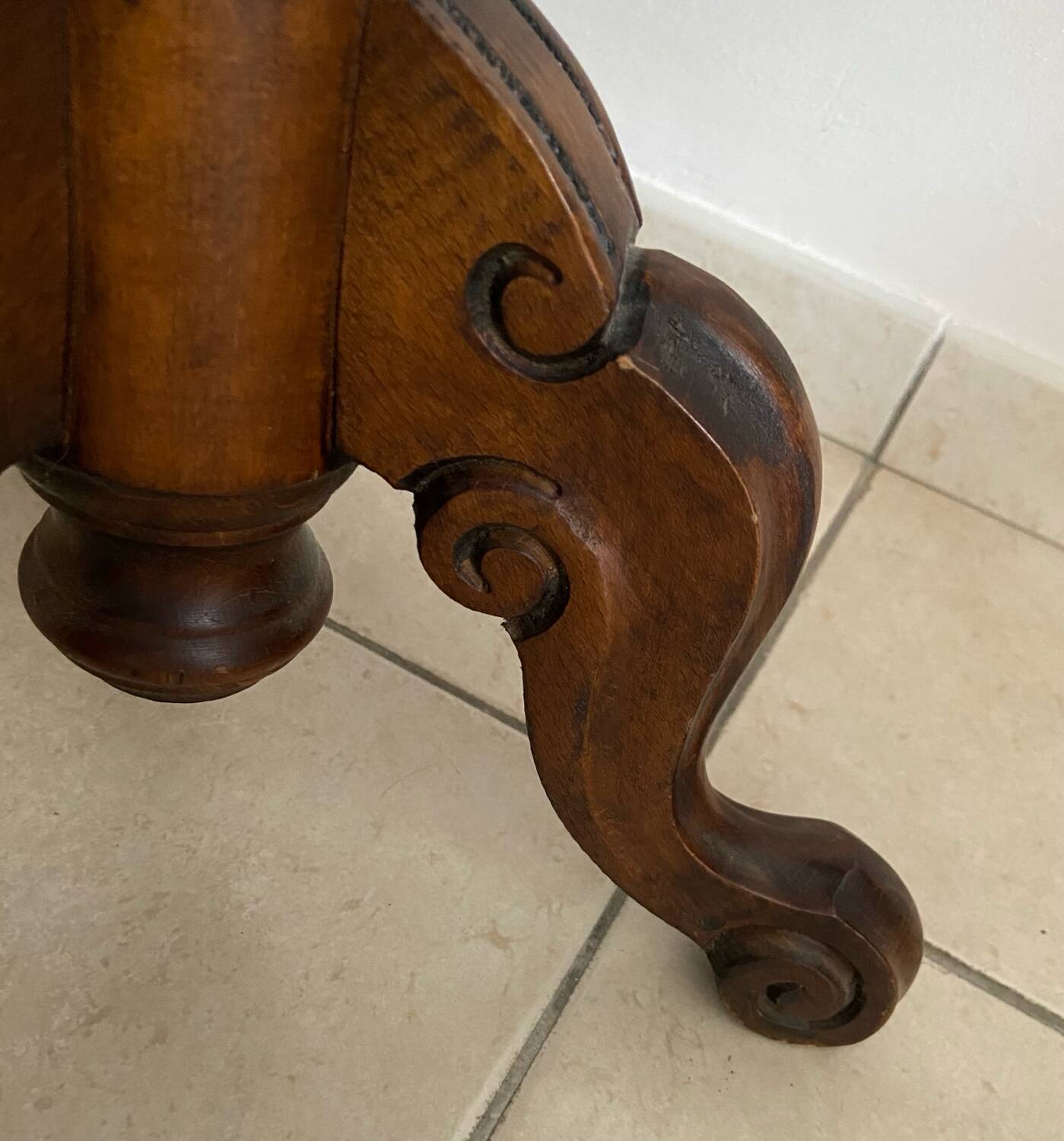 Old small marquetry pedestal table