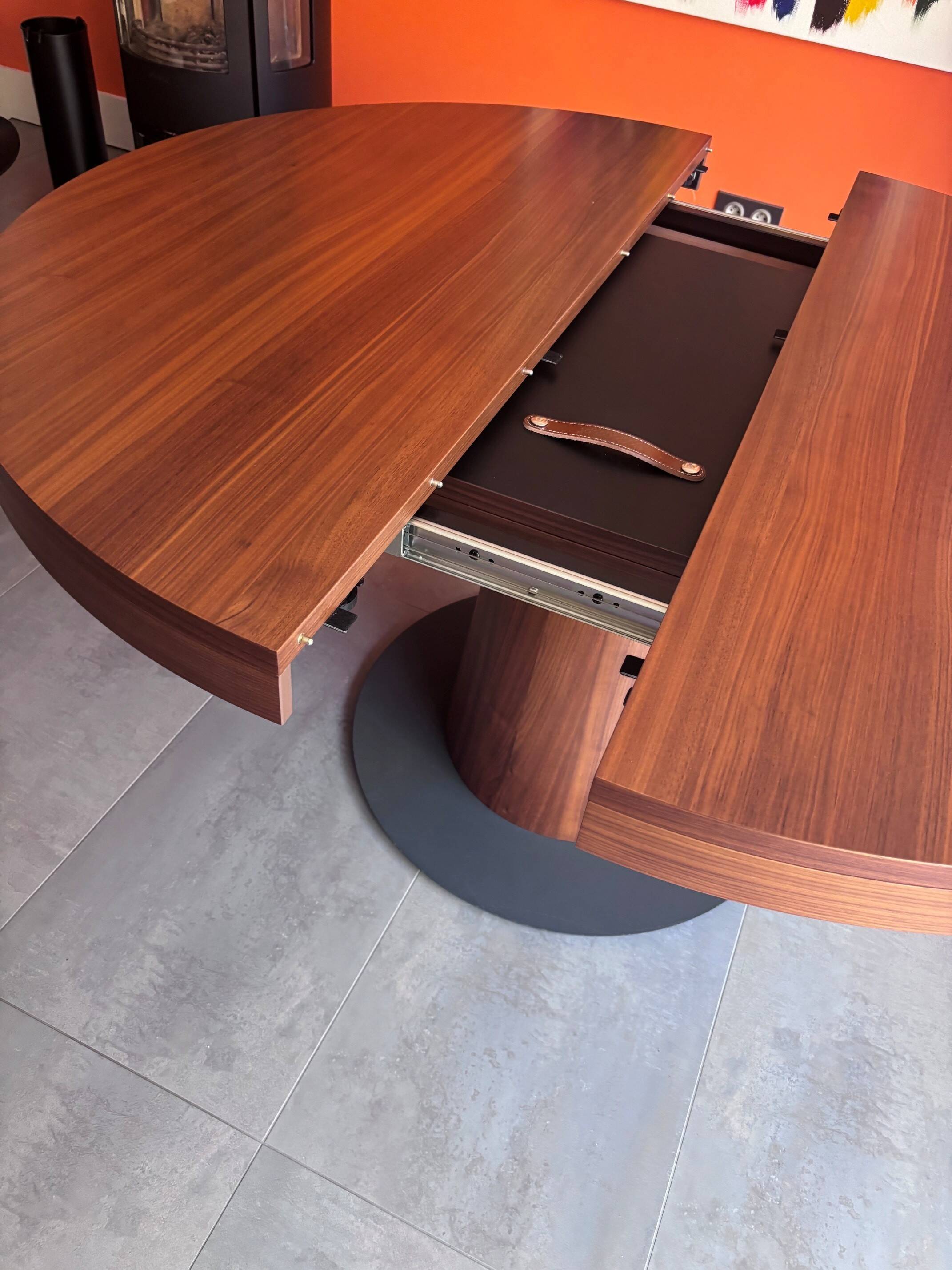 Table GRANADA BoConcept